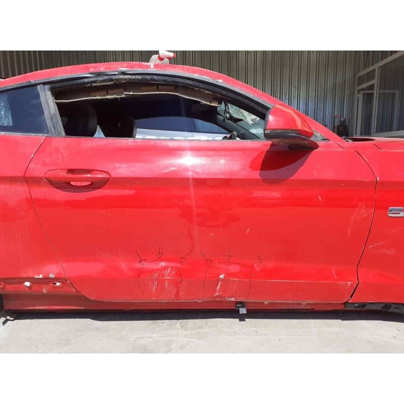 Recambio de puerta delantera derecha para ford mustang gt referencia OEM IAM - Rojo