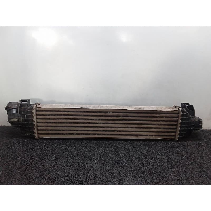 Recambio de intercooler para ford focus lim. (cb4) trend referencia OEM IAM - Blanco