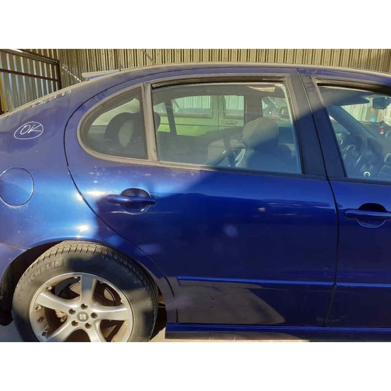 Recambio de puerta trasera derecha para seat leon (1m1) sport referencia OEM IAM - Azul