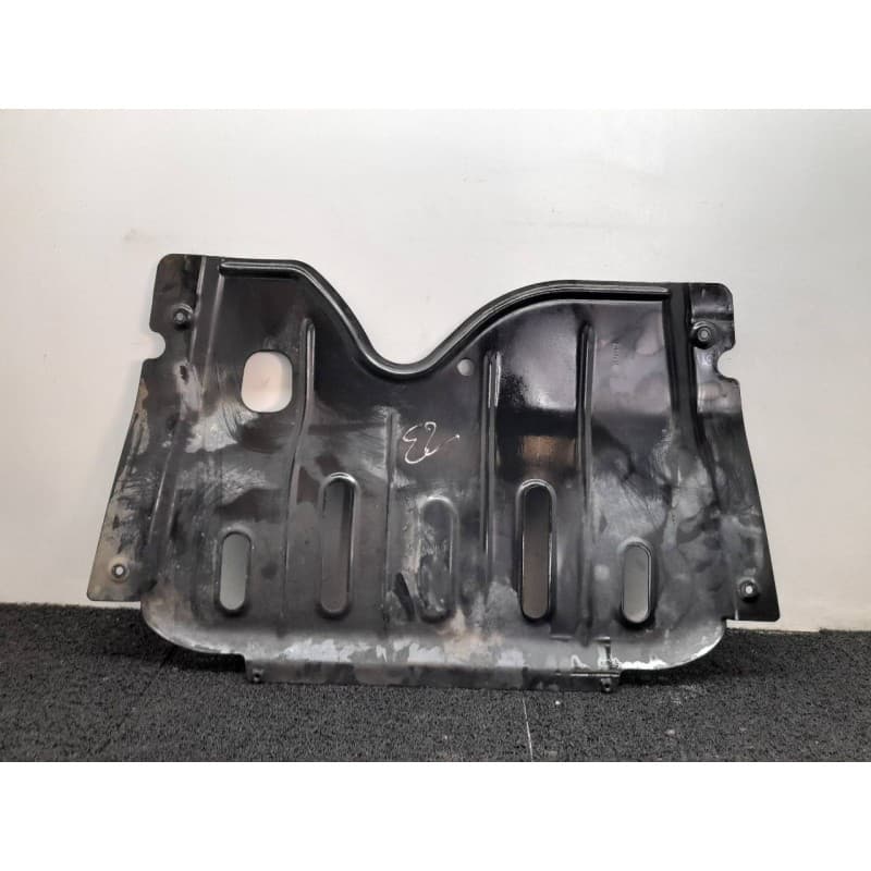 Recambio de cubrecarter para dacia sandero ambiance referencia OEM IAM 2