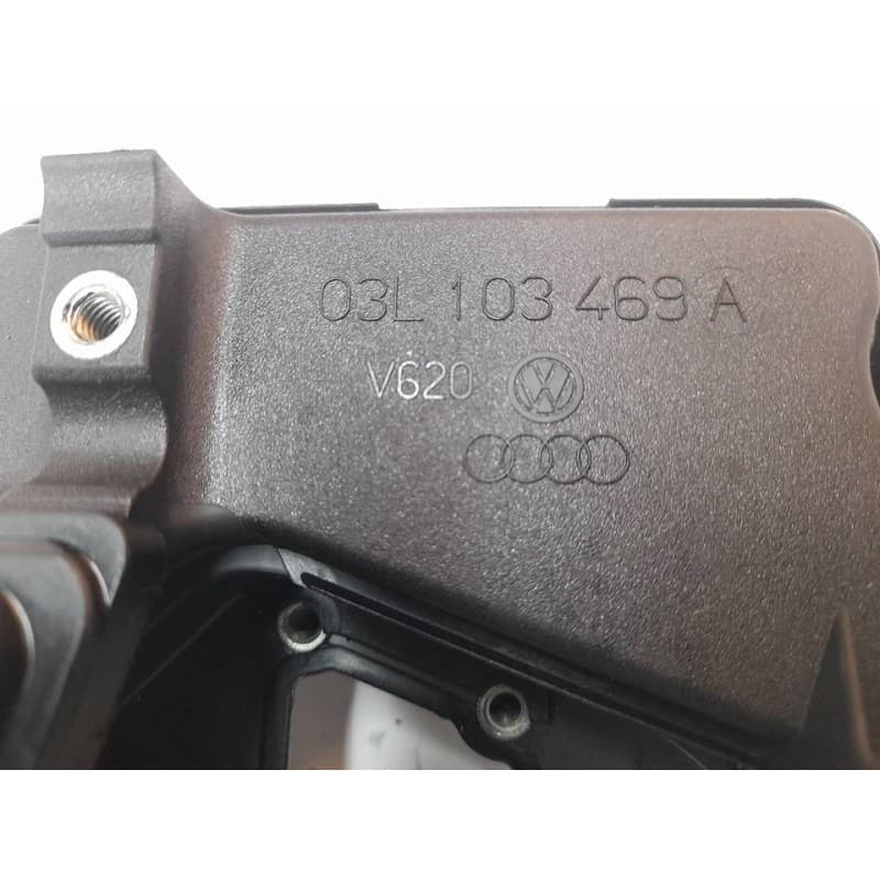 Recambio de tapa balancines para audi a4 ber. (b8) e referencia OEM IAM 03L103469A - Blanco 3