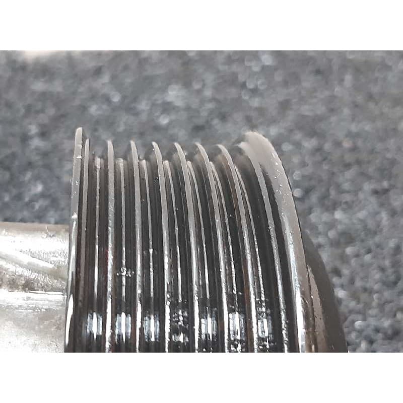 Recambio de bomba agua para kia sorento 2.5 crdi ex referencia OEM IAM - Gris 3
