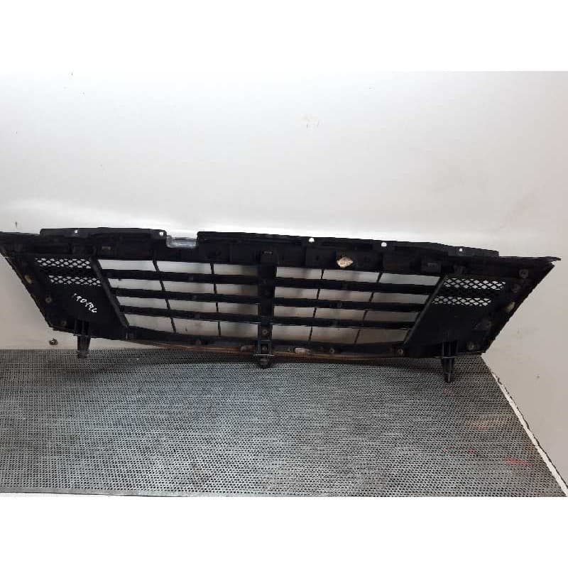 Recambio de rejilla delantera para ssangyong rexton 290 referencia OEM IAM - Negro 2