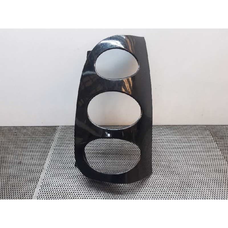 Recambio de molduras traseras para smart coupe básico (37kw) referencia OEM IAM - Negro