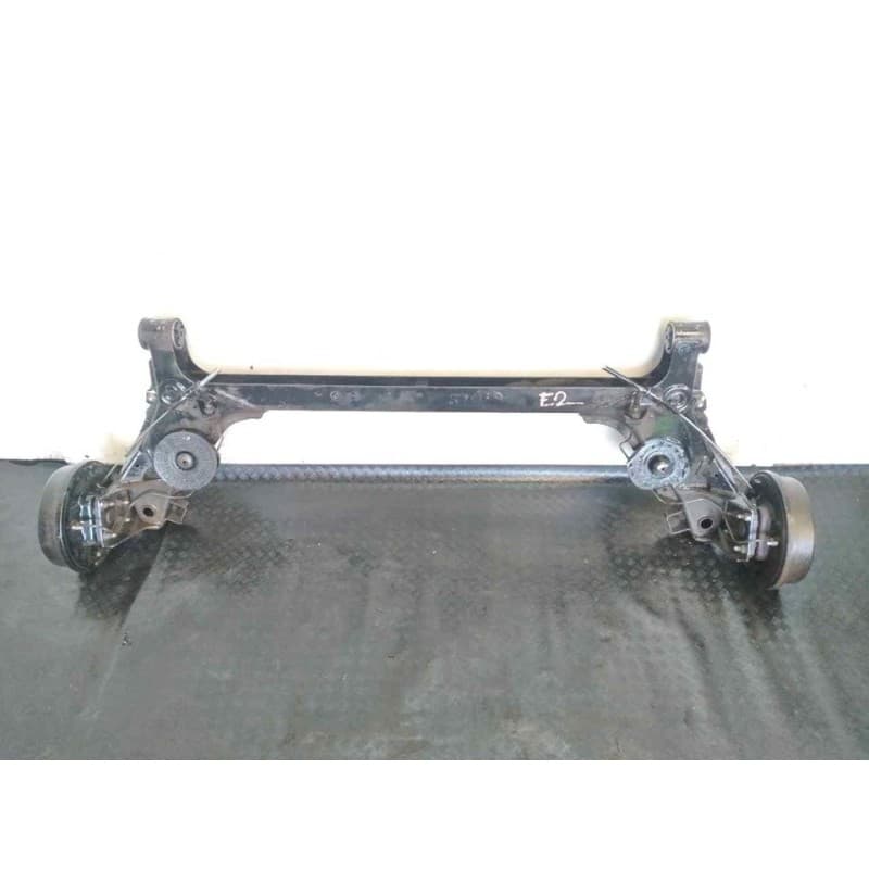 Recambio de puente trasero para opel astra f berlina gl referencia OEM IAM