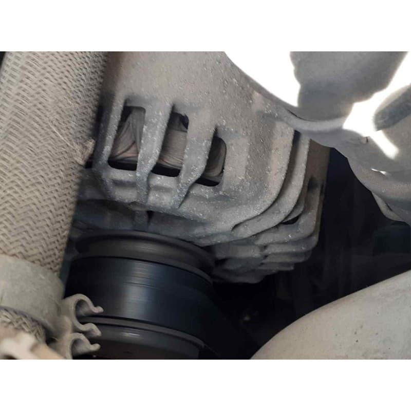 Recambio de alternador para renault fluence dynamique referencia OEM IAM - Blanco
