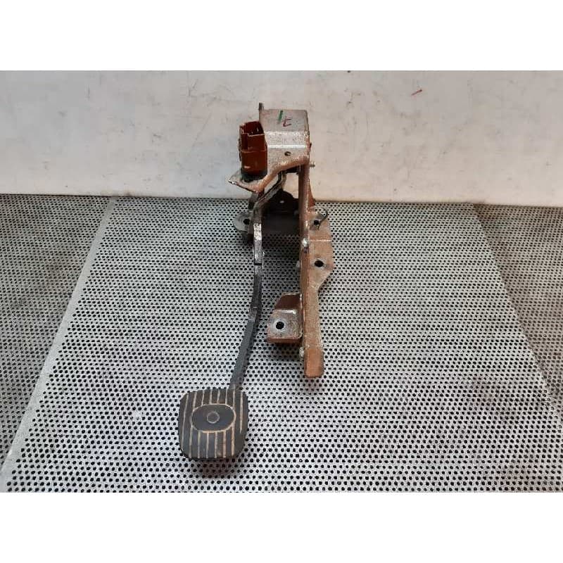 Recambio de pedal freno para nissan note (e11e) acenta referencia OEM IAM - Gris