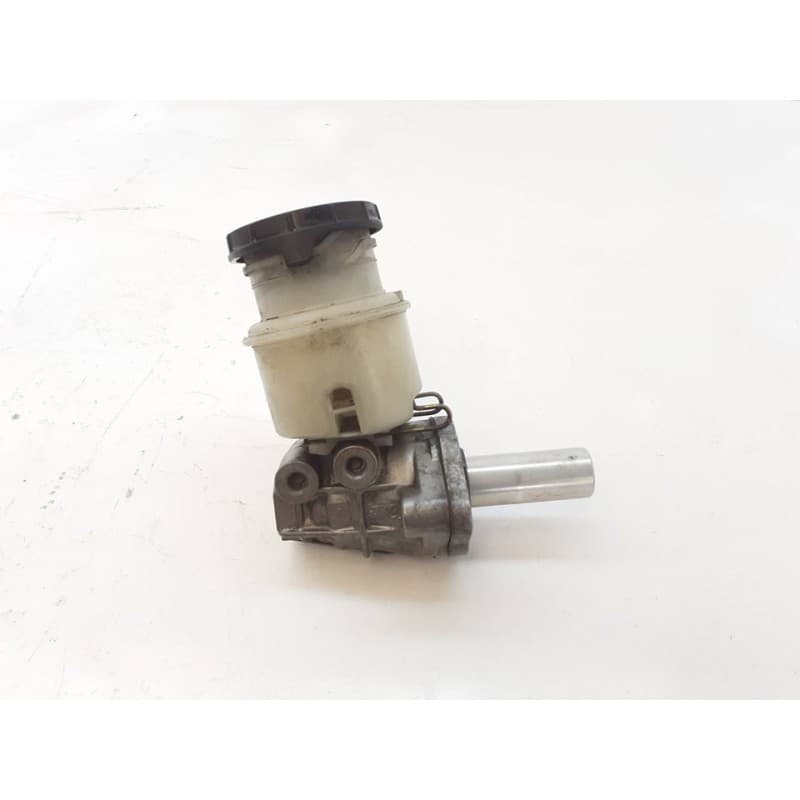 Recambio de bomba freno para opel frontera a arizona referencia OEM IAM 8202 4