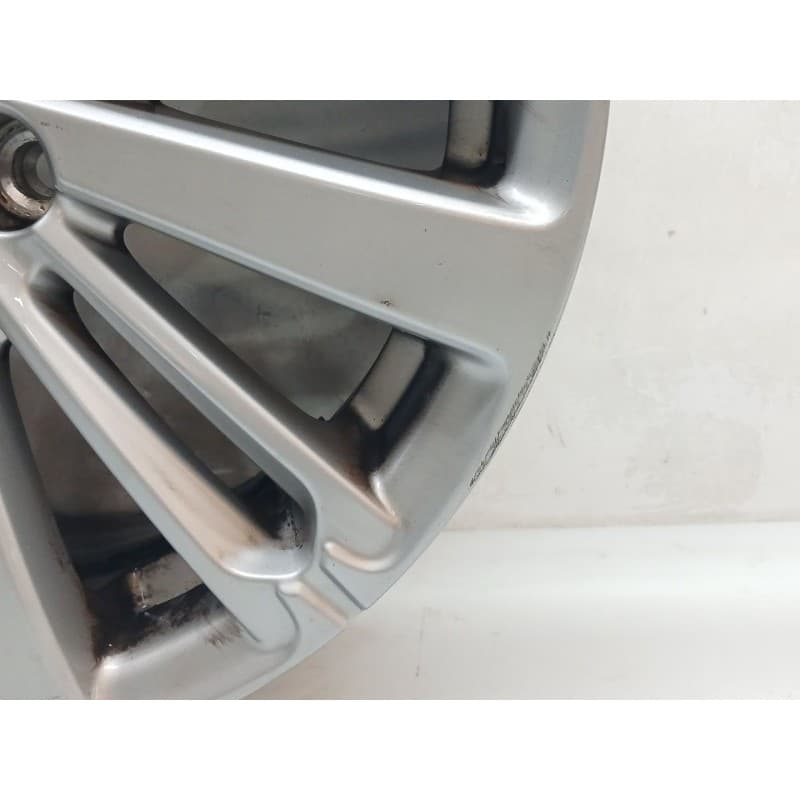 Recambio de llanta para peugeot 208 style referencia OEM IAM 9808137577 - Blanco 3