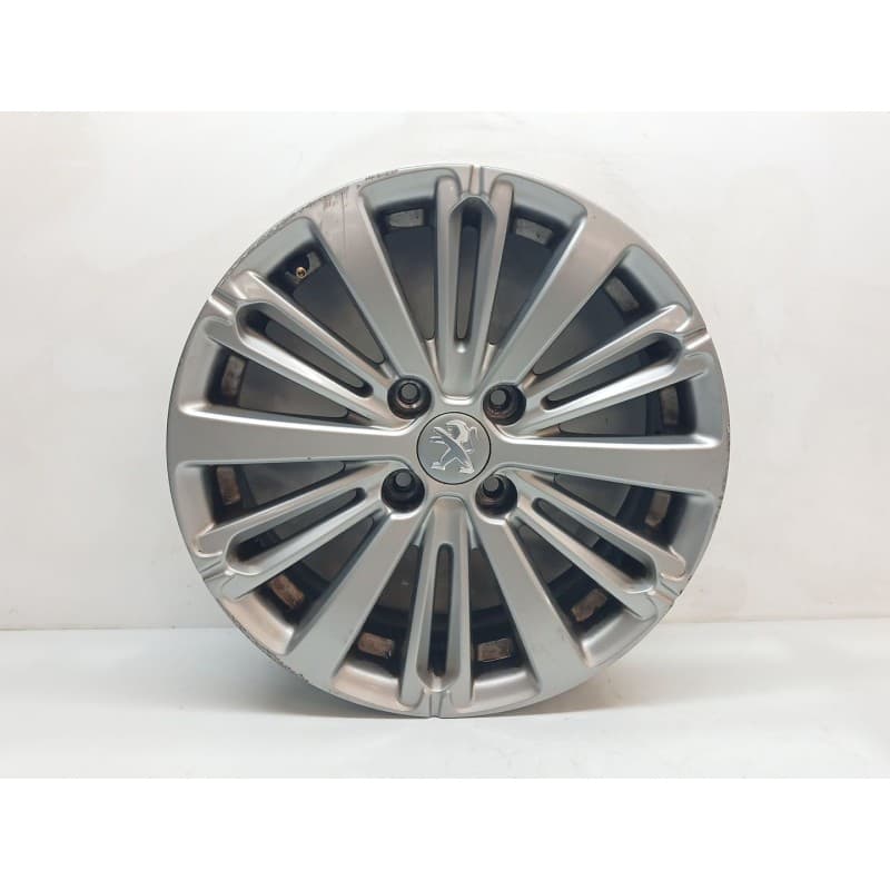 Recambio de llanta para peugeot 208 style referencia OEM IAM 9808137577 - Blanco