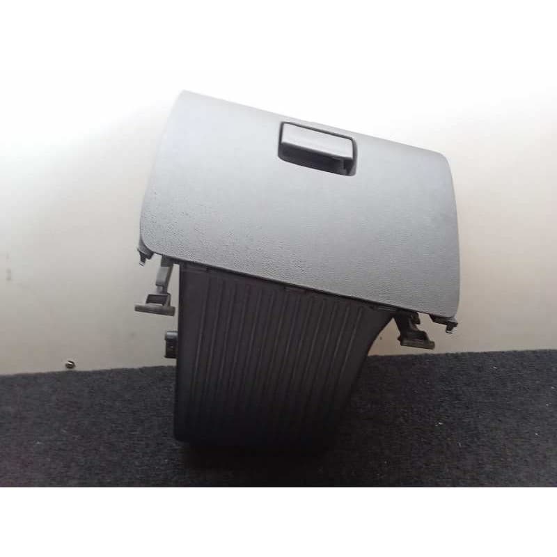 Recambio de guantera para ford focus berlina (cap) sport referencia OEM IAM - Rojo
