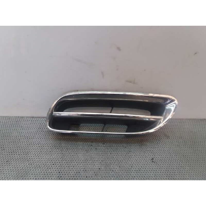 Recambio de rejilla delantera para nissan micra (k11) gx referencia OEM IAM