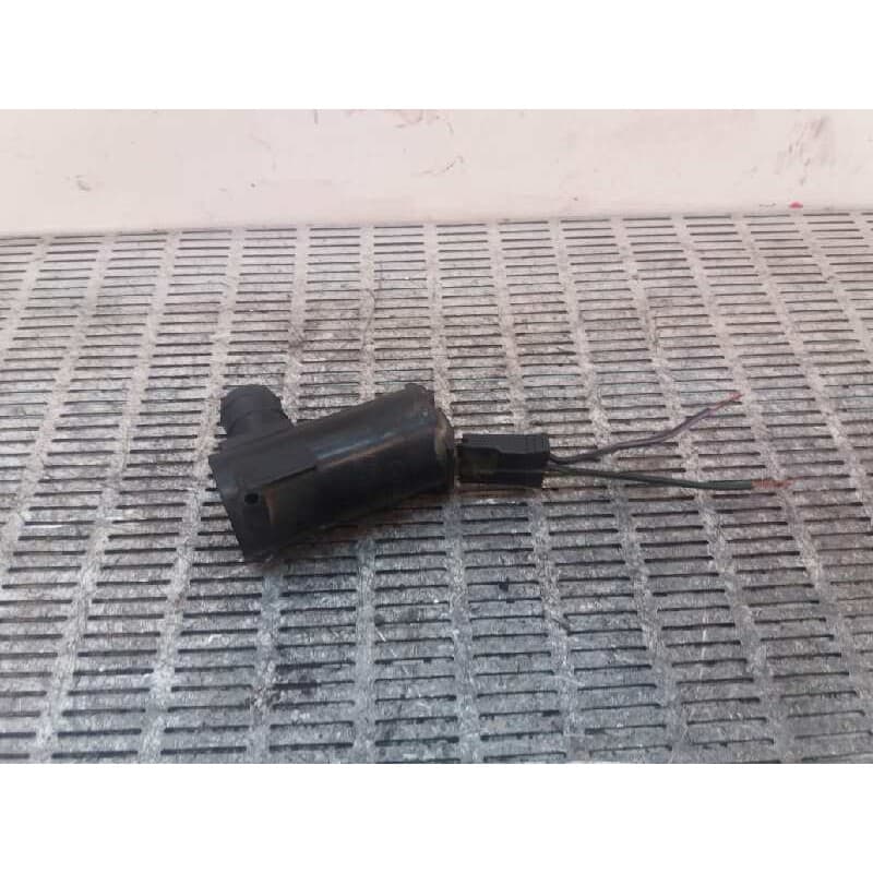 Recambio de bomba limpia para ford transit 2.5 diesel referencia OEM IAM - Blanco