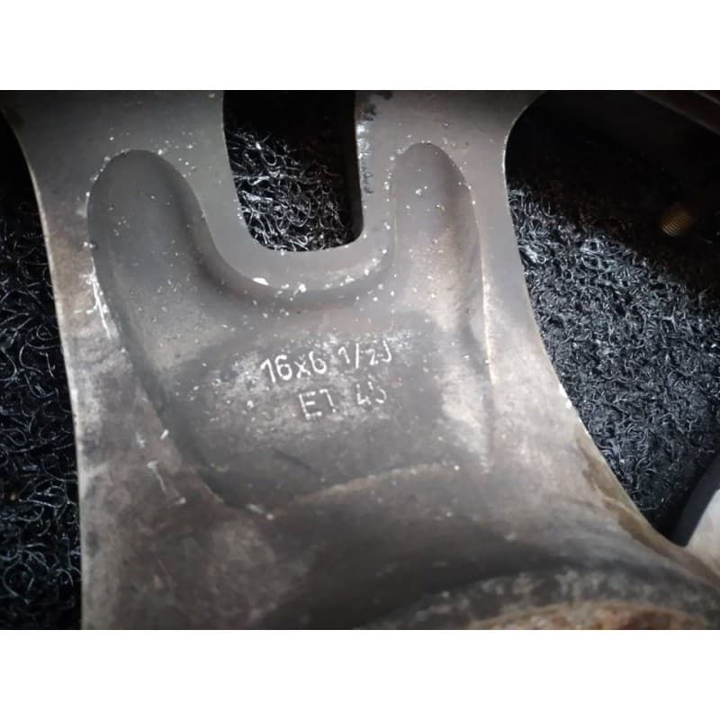 Recambio de llanta para nissan x-trail (t31) se referencia OEM IAM 16X612JET45 - Blanco 2