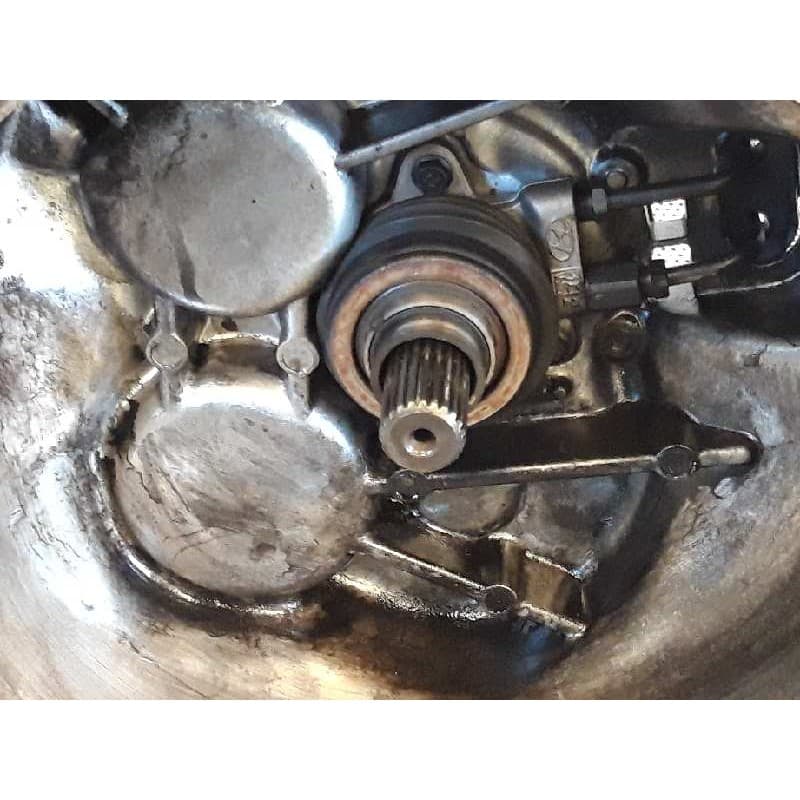 Recambio de caja cambios para kia sportage lx 4x4 referencia OEM IAM S614JE 6