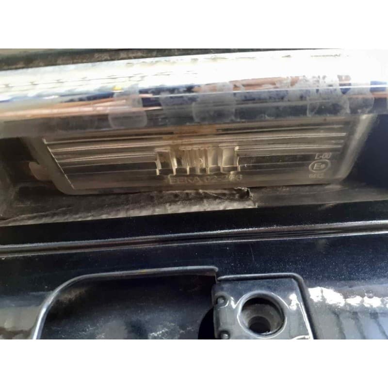 Recambio de piloto matricula para toyota auris hybrid active referencia OEM IAM - Negro