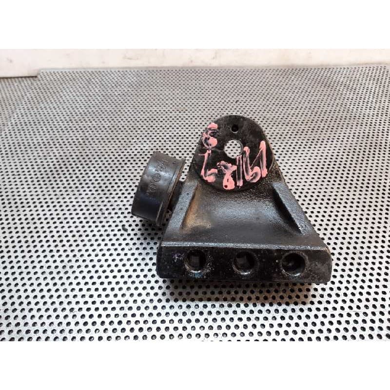 Recambio de soporte motor derecho para kia sportage lx 4x4 referencia OEM IAM 3