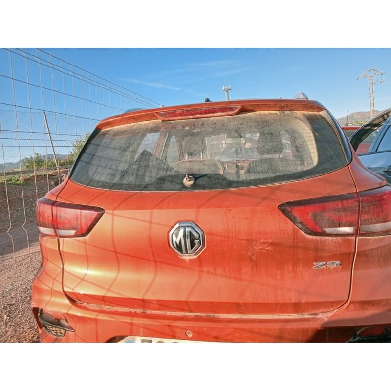 Recambio de porton trasero para mg zs luxury referencia OEM IAM