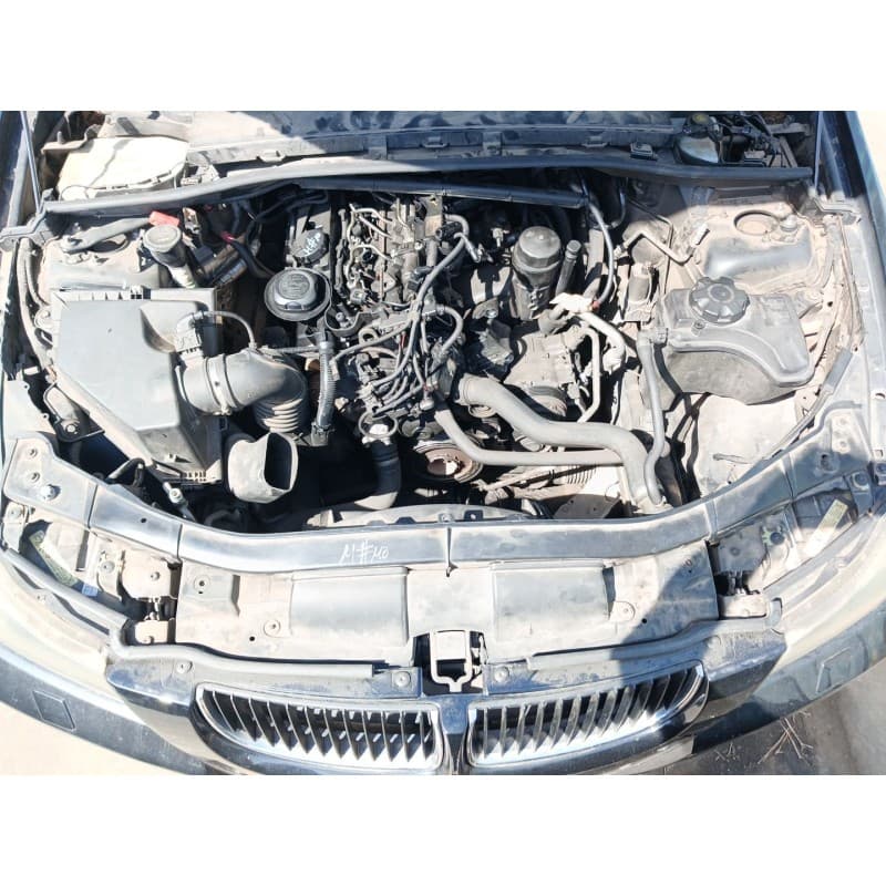 Recambio de panel frontal para bmw 3 (e90) 320 d referencia OEM IAM - Negro