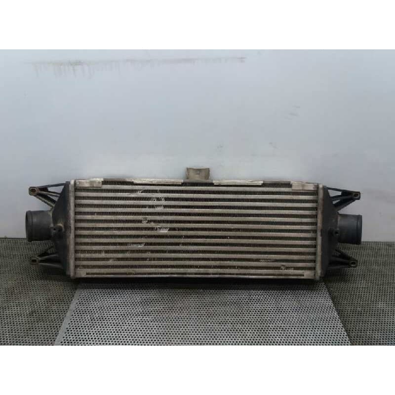 Recambio de intercooler para iveco daily combi 35s13 referencia OEM IAM - Blanco