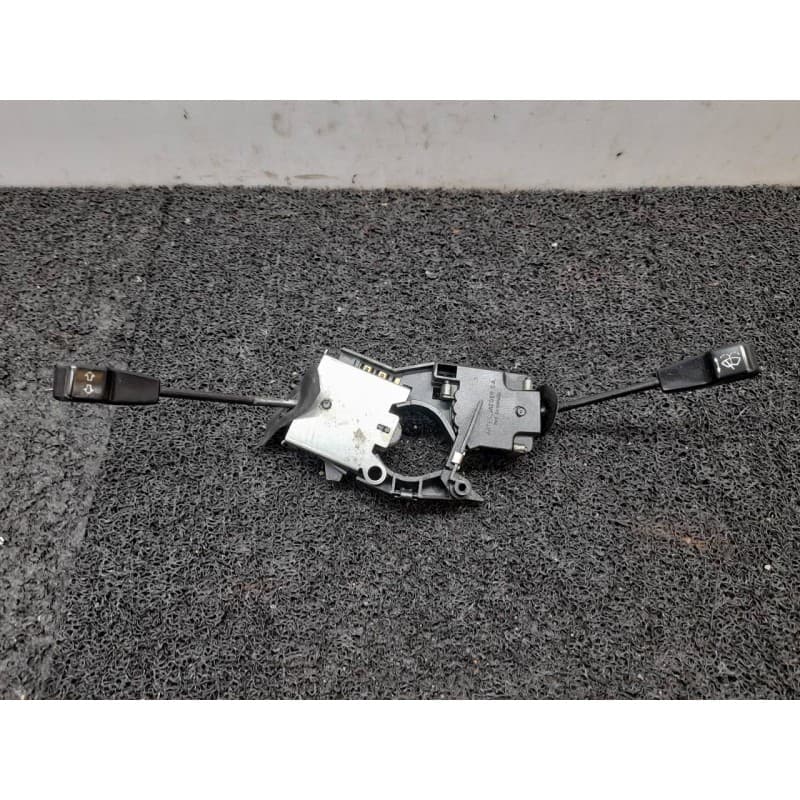 Recambio de mando limpia para renault 18 gts referencia OEM IAM - Verde