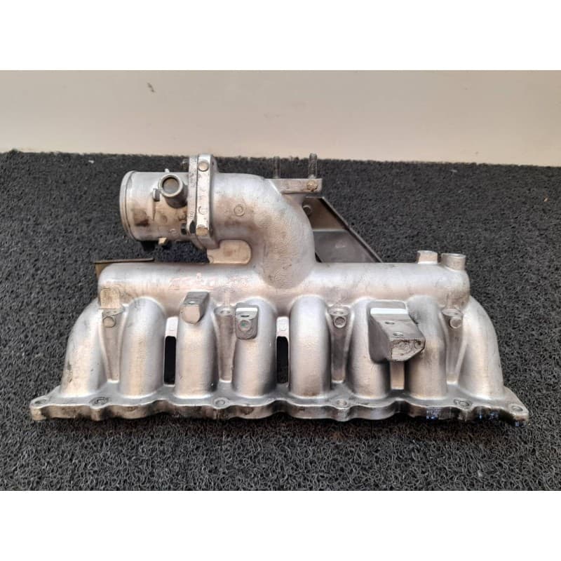 Recambio de colector admision para kia sorento 2.5 crdi ex referencia OEM IAM - Negro 3