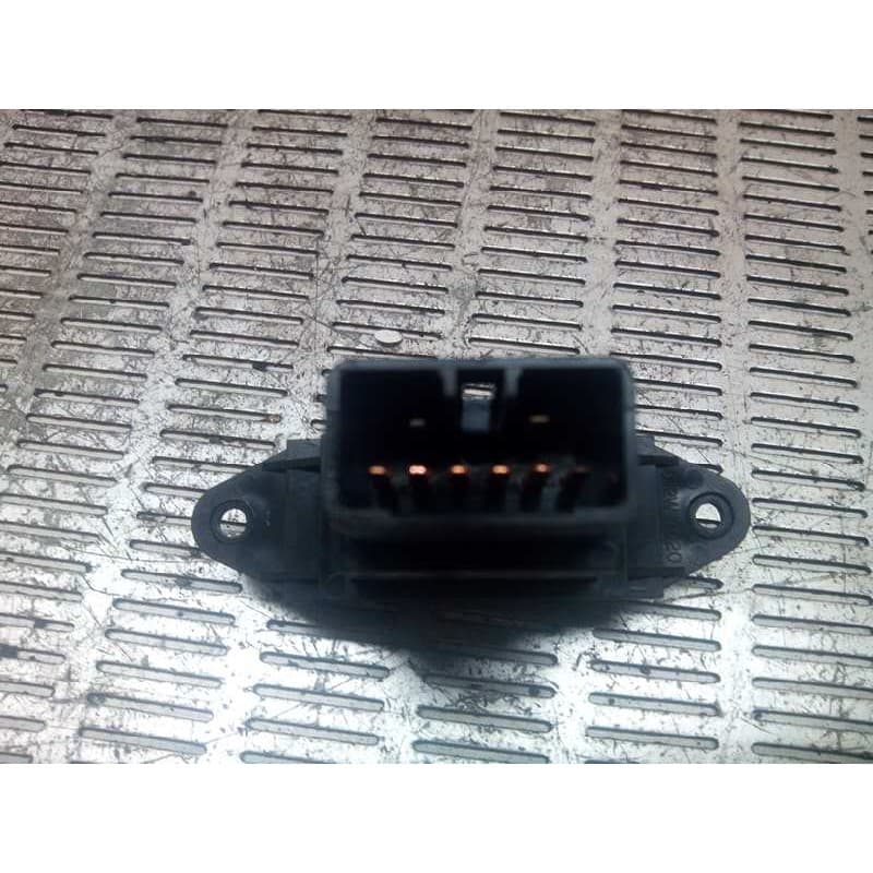 Recambio de warning para kia carens 2.0 turbodiesel cat referencia OEM IAM - Verde 2