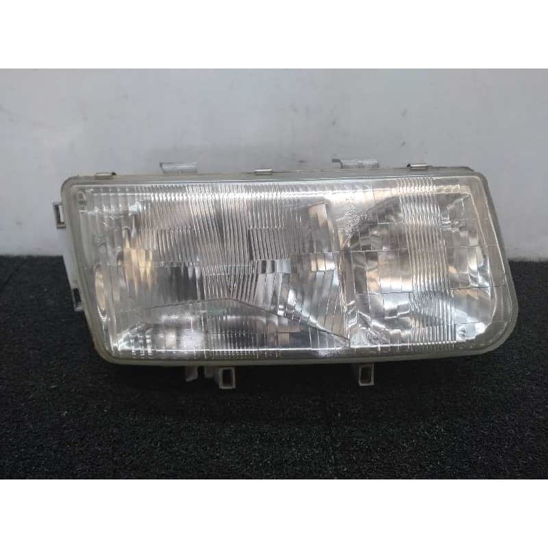Recambio de faro derecho para tata safari 2.0 td referencia OEM IAM