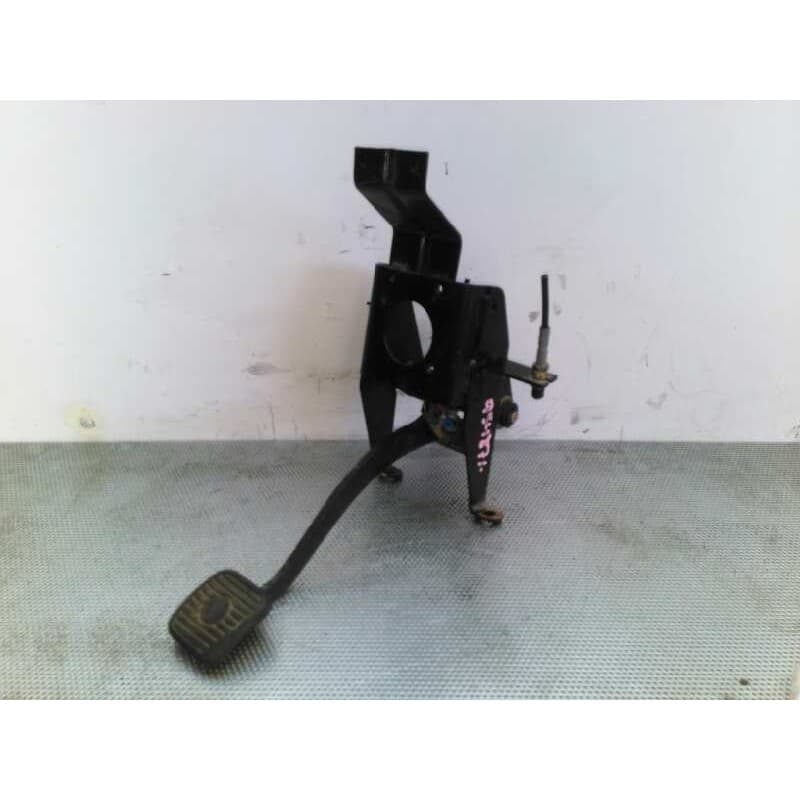 Recambio de pedal freno para nissan atleon 110 referencia OEM IAM