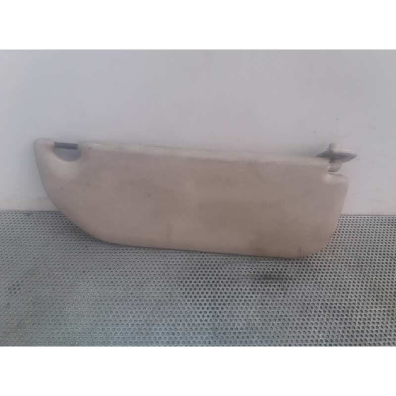Recambio de parasol izquierdo para citroën saxo 1.5 d sx referencia OEM IAM 2