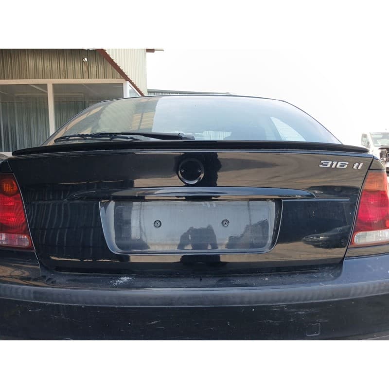 Recambio de porton trasero para bmw 3 compact (e46) 316 ti referencia OEM IAM - Negro 2