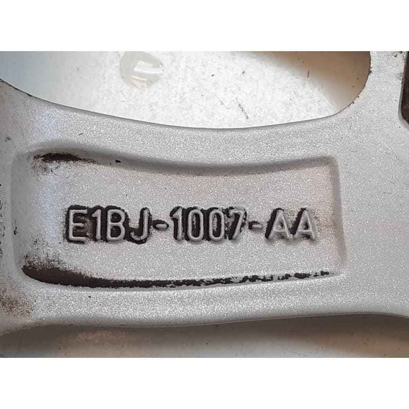 Recambio de llanta para ford fiesta (ccn) trend referencia OEM IAM E1BJ1007AA 2