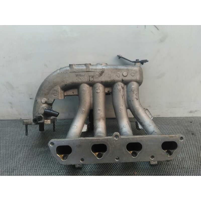 Recambio de colector admision para kia carens 1.6 lx referencia OEM IAM 2