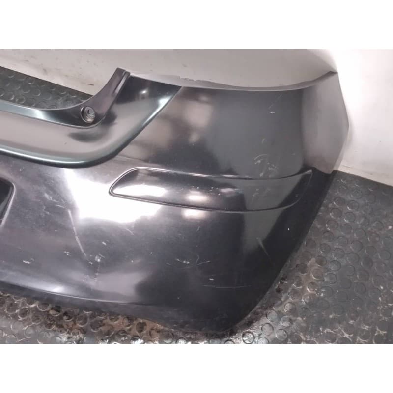 Recambio de paragolpes trasero para toyota yaris ts referencia OEM IAM - Negro 2
