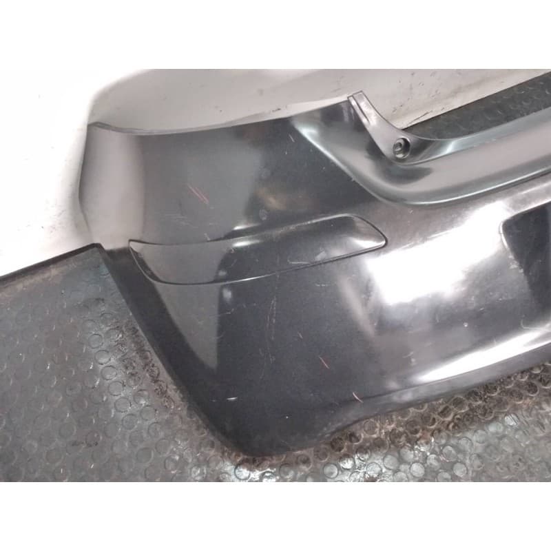 Recambio de paragolpes trasero para toyota yaris ts referencia OEM IAM - Negro 3