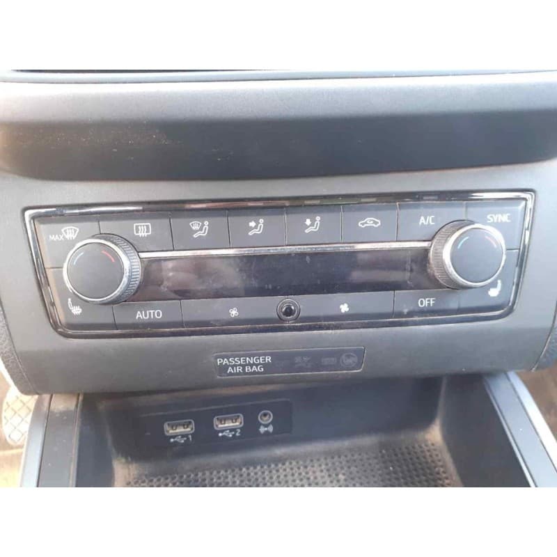 Recambio de mando climatizador para seat arona style referencia OEM IAM - Gris 2