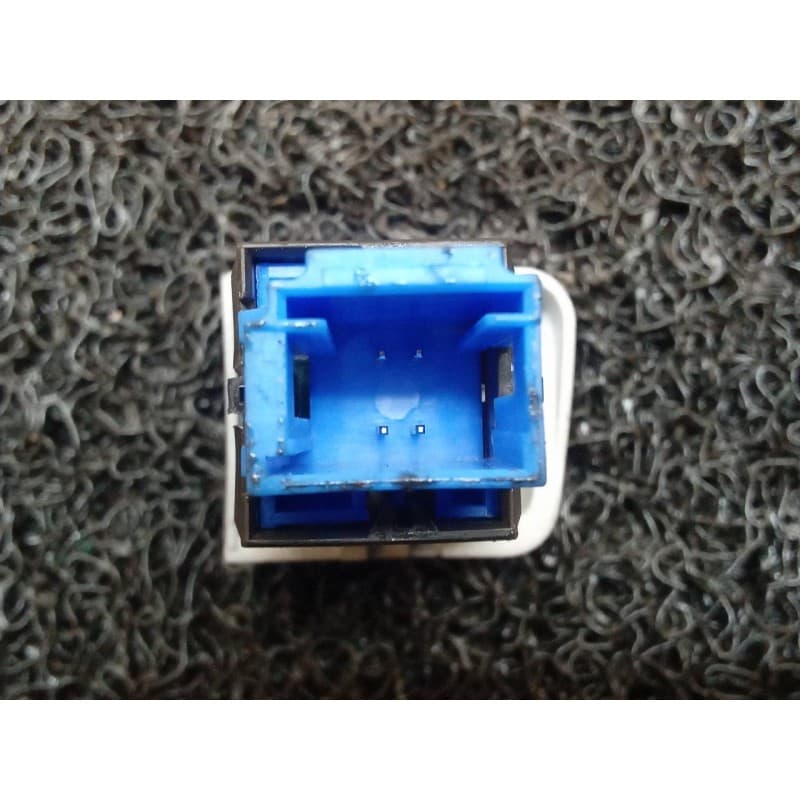 Recambio de warning para peugeot 208 style referencia OEM IAM 96750916ZD 2