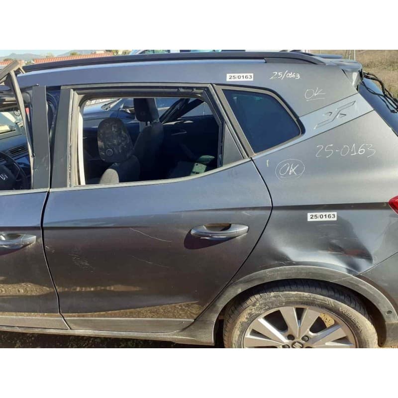 Recambio de puerta trasera izquierda para seat arona style referencia OEM IAM - Gris