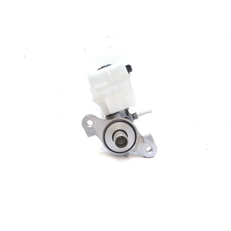 Recambio de bomba freno para dacia sandero stepway referencia OEM IAM 8304 - Azul 2