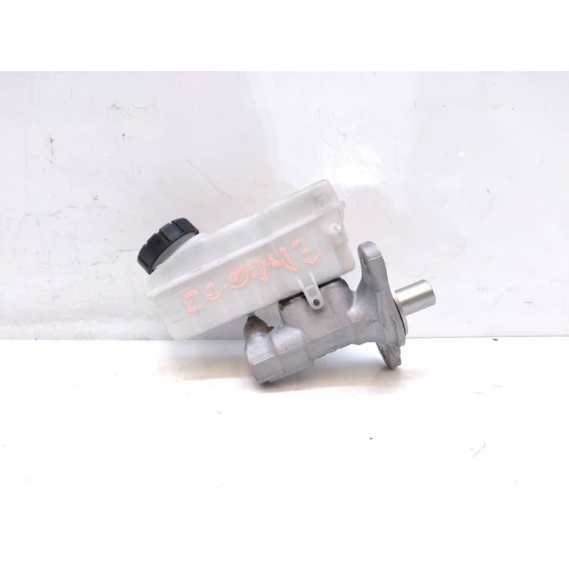 Recambio de bomba freno para dacia sandero stepway referencia OEM IAM 8304 - Azul 4