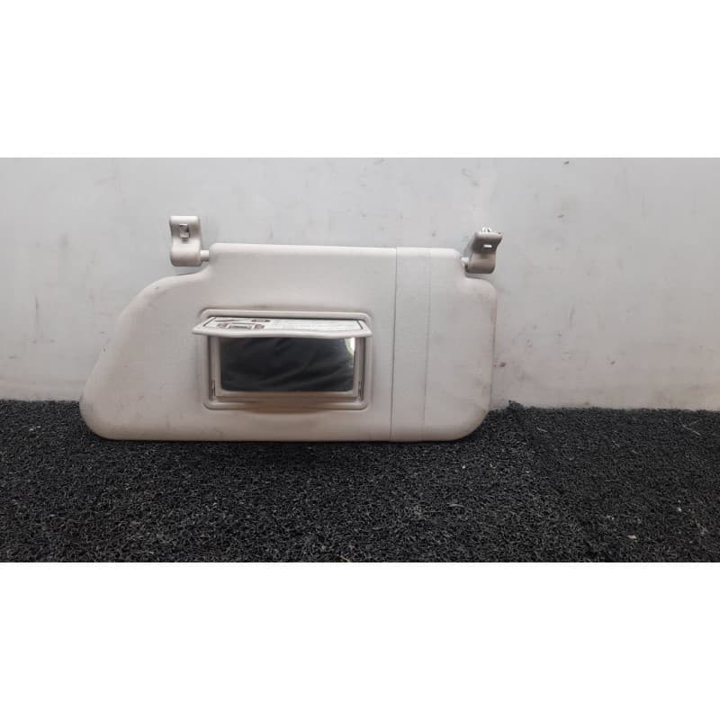 Recambio de parasol izquierdo para peugeot 1007 dolce referencia OEM IAM 3