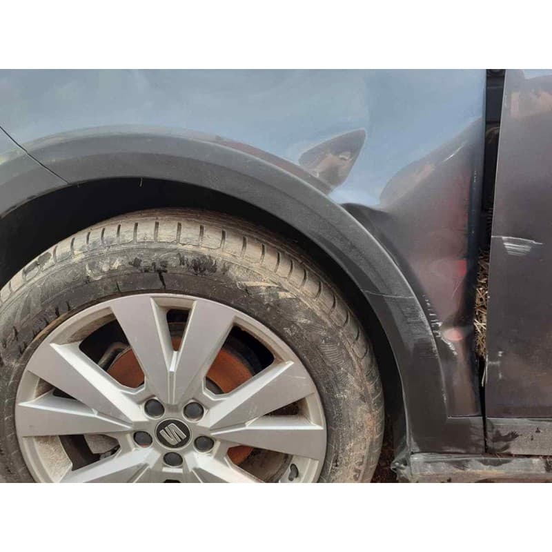 Recambio de aletin delantero izquierdo para seat arona style referencia OEM IAM - Gris