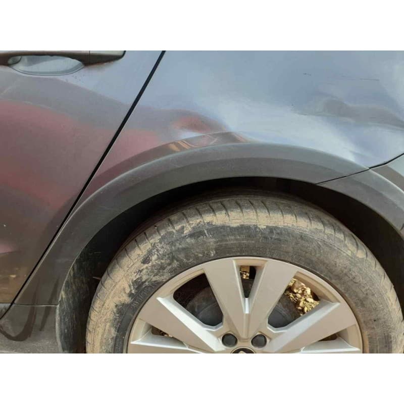 Recambio de aletin trasero izquierdo para seat arona style referencia OEM IAM - Gris