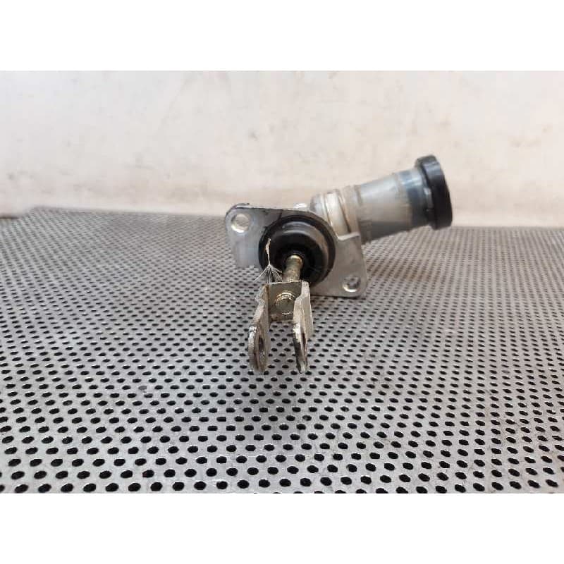 Recambio de bomba embrague para ford maverick (ml) glx referencia OEM IAM - Azul 2
