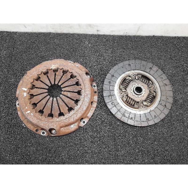 Recambio de kit embrague para toyota auris active referencia OEM IAM - Gris