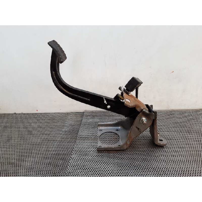Recambio de pedal freno para kia rio concept referencia OEM IAM HEXA0028 - Blanco 2