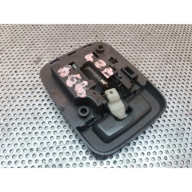 Recambio de luz interior para nissan atleon 110 referencia OEM IAM - Blanco 2