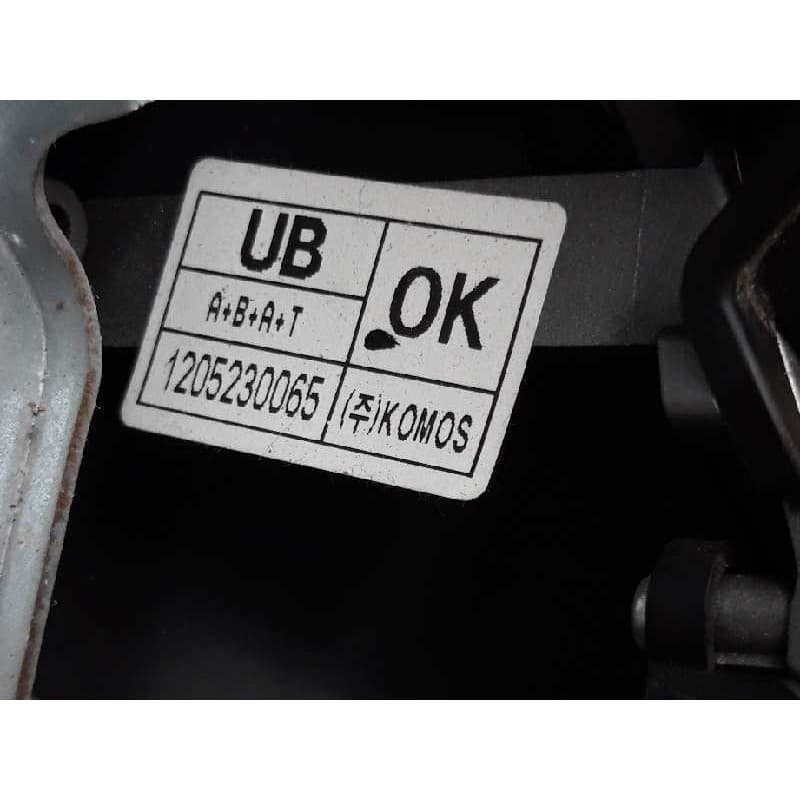 Recambio de volante para kia rio concept referencia OEM IAM 125230065 - Blanco 3