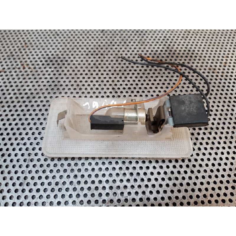 Recambio de luz interior para ford ka (ccq) básico referencia OEM IAM - Amarillo 2