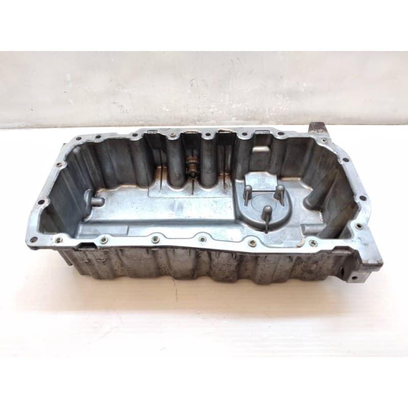 Recambio de carter para seat altea (5p1) sport referencia OEM IAM 03G103603 - Gris